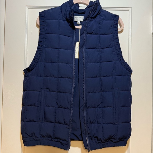 Navy Blue Puffer Vest - Picture 1 of 5